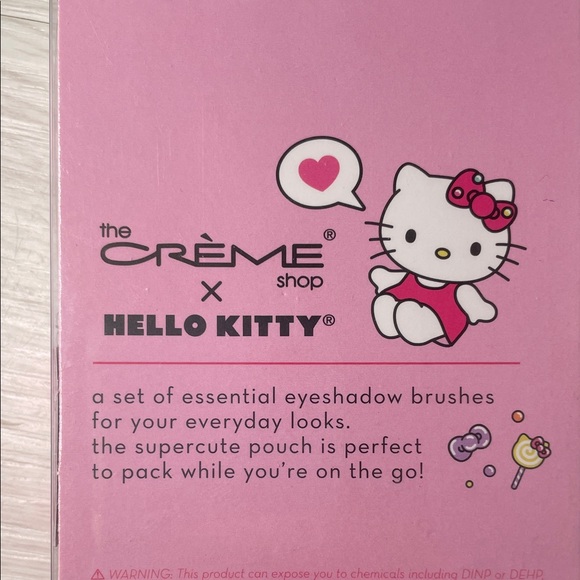 🩷 The Crème Shop x Hello Kitty Make Up Brushes And Lip Care Bundle Brand New 🩷 - Picture 12 of 13